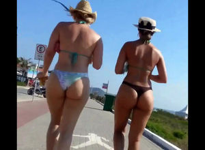 Candid latin beach teens and their asses
